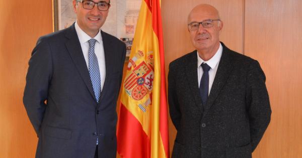 Renovación convenio CEM-UNE